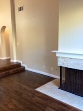 25275 Pine Creek Ln in Los Angeles, CA - Building Photo - Building Photo