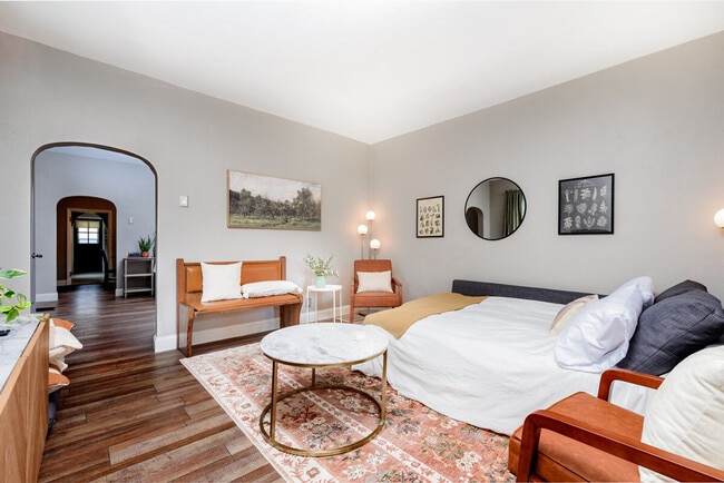 property at 5336 Northrup Ave