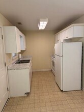1226 14th St NE in Hickory, NC - Building Photo - Building Photo