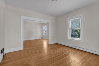 77 Vinton St in Providence, RI - Foto de edificio - Building Photo