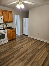 15316 Lucknow Ave in Cleveland, OH - Foto de edificio - Building Photo