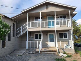 403 Neyman St in Salmon, ID - Building Photo