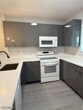 8424 Bernwood Cove Loop in Ft. Myers, FL - Building Photo - Building Photo