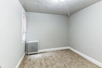 903 N Kenwood Ave photo'