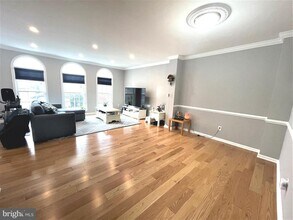 4513 Monmouth St in Fairfax, VA - Building Photo - Building Photo