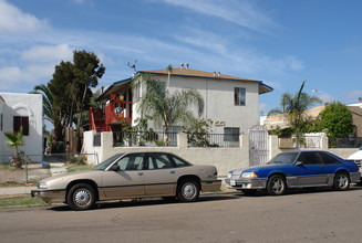 3548-3550 Van Dyke Ave in San Diego, CA - Building Photo - Building Photo