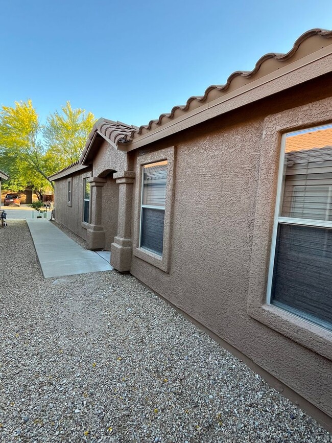 13205 E Coyote Well Dr in Vail, AZ - Building Photo - Building Photo