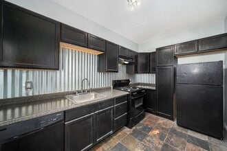 4710 Delor St, Unit 1E in St. Louis, MO - Foto de edificio - Building Photo
