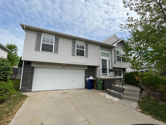 property at 2704 Mesa St