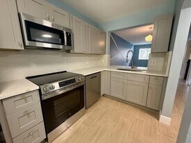 3496 Briar Bay Blvd in Royal Palm Beach, FL - Building Photo