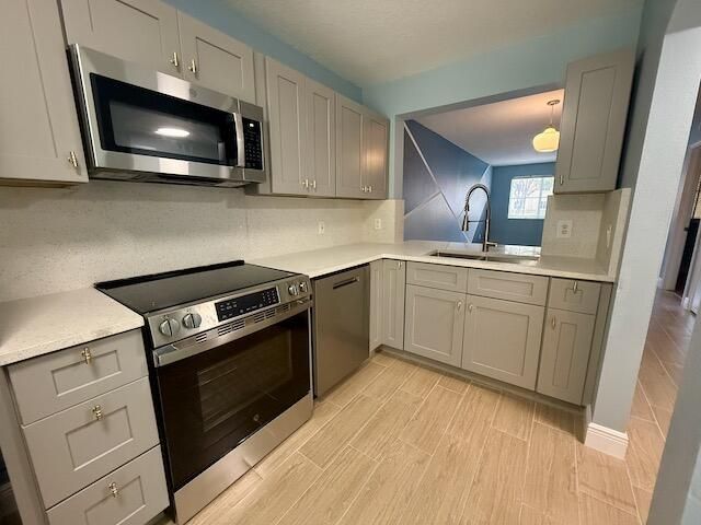 property at 3496 Briar Bay Blvd