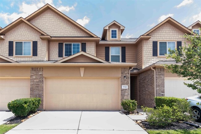 property at 3946 Lexington Manor Ct