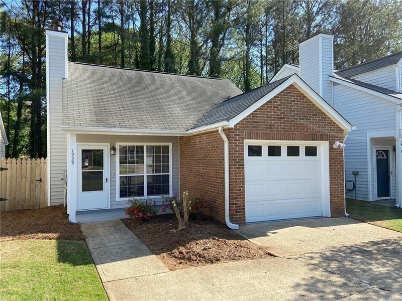 1929 Brittania Cir in Woodstock, GA - Building Photo