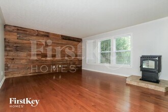 20 Shady Creek Ln in Amelia, OH - Building Photo - Building Photo