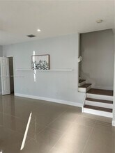 15673 SW 39th St in Miramar, FL - Building Photo - Building Photo