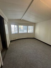 3701 Cherry Ave NE in Keizer, OR - Building Photo - Building Photo