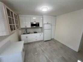 9970 SW 14th Terrace in Miami, FL - Building Photo