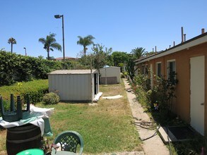 The Broadway Apartments in Chula Vista, CA - Foto de edificio - Building Photo