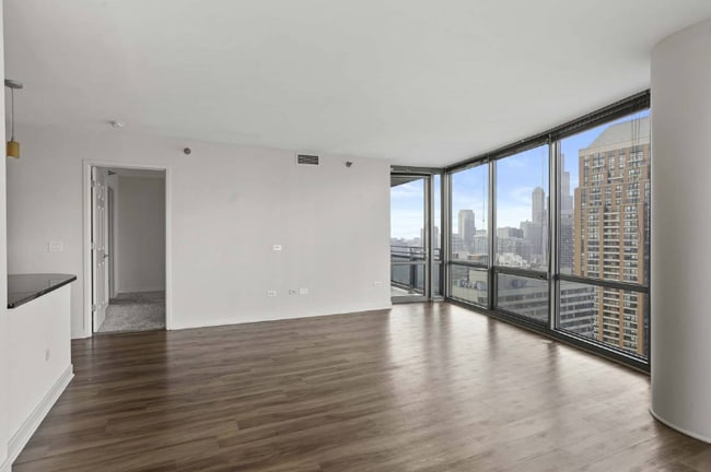 1235 S Michigan Ave in Chicago, IL - Building Photo - Building Photo