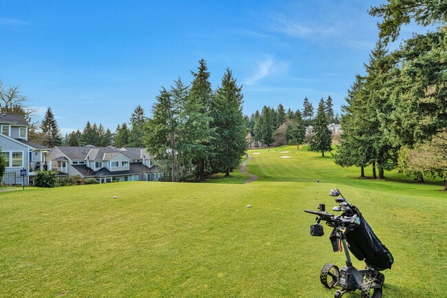 4714 Fairwood Blvd NE in Tacoma, WA - Building Photo - Building Photo