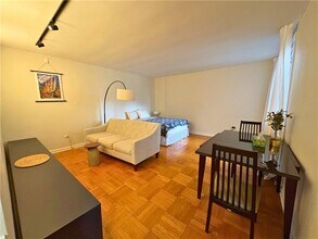 7423 Ridge Blvd in Brooklyn, NY - Building Photo - Building Photo