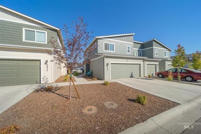 property at 5667 E Bollo St