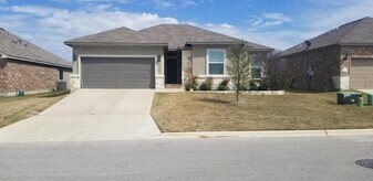 5829 Worthing in Temple, TX - Building Photo