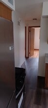 6011 W Lapham St, Unit upper in West Allis, WI - Foto de edificio - Building Photo