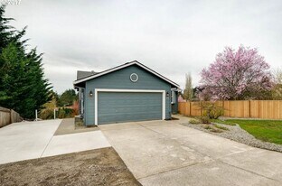 3802 U St in Washougal, WA - Building Photo