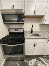 7901 Camargo Rd in Cincinnati, OH - Foto de edificio - Building Photo