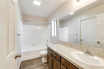 Woodman Village in San Diego, CA - Building Photo - Interior Photo