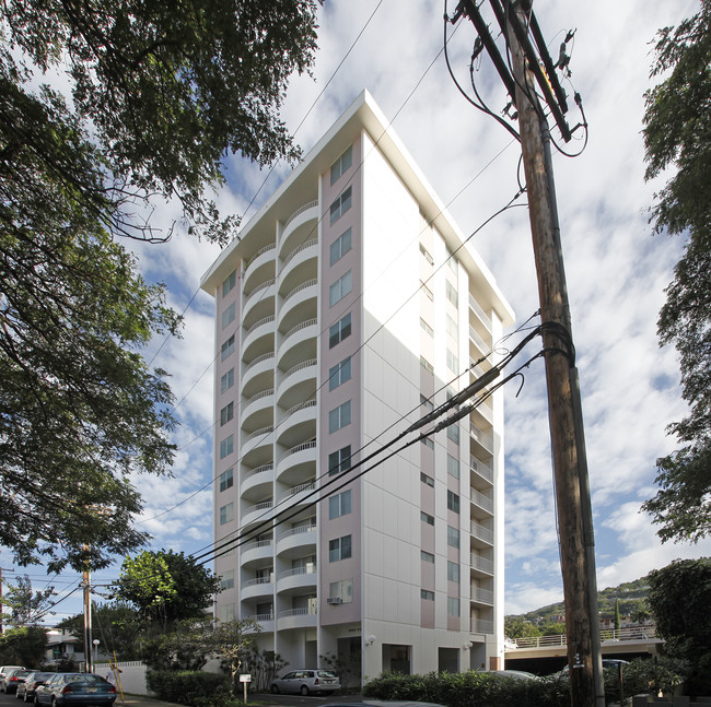 Punahou Manor in Honolulu, HI - Building Photo - Building Photo