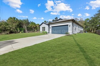 5670 Gilroy Ave in North Port, FL - Building Photo - Building Photo
