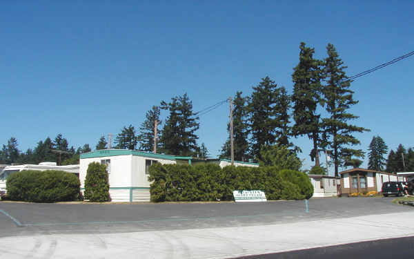 Evergreen Mobile Village in Tacoma, WA - Building Photo