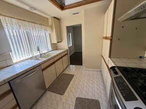 280 S Craig Ave in Pasadena, CA - Building Photo - Building Photo