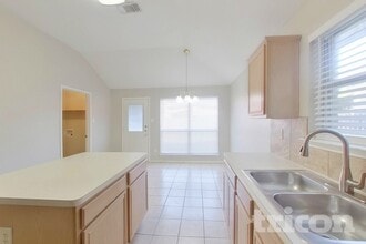 8707 Woodrigg Dr in Dallas, TX - Building Photo - Building Photo