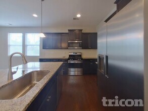 1418 Kings Grove Dr in York, SC - Foto de edificio - Building Photo