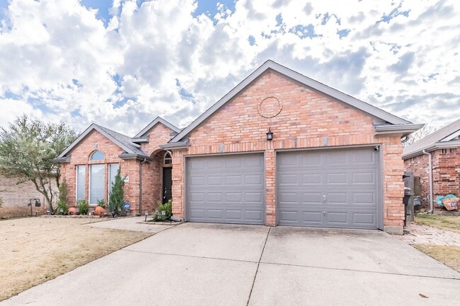 property at 6005 Portridge Dr