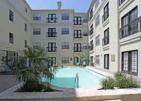 Vines at Turtle Creek Apartments