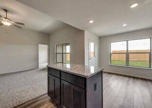 251 Drifter Dr in Newark, TX - Building Photo - Building Photo