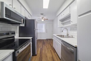 3401 Willowrun Cove in Austin, TX - Building Photo