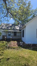 5038 Winterville Pkwy in Winterville, NC - Building Photo - Building Photo