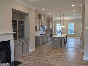 225 Spike Trl SE in Smyrna, GA - Building Photo - Building Photo