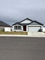 725 L St NE in Quincy, WA - Building Photo