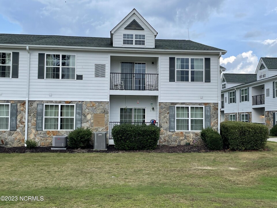 520 Little River Farm Blvd in Carthage, NC - Building Photo