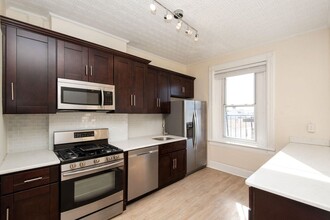 109 North St in Jersey City, NJ - Building Photo - Interior Photo