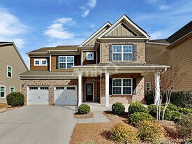 128 Cherry Bark Dr in Mooresville, NC - Building Photo