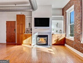 1158 S Ponce De Leon Ave NE in Atlanta, GA - Building Photo - Building Photo