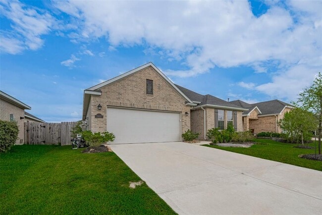 7915 Grandstand Pkwy in Fulshear, TX - Building Photo - Building Photo