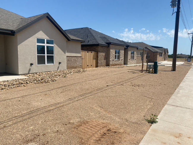 6804 4th St in Lubbock, TX - Building Photo - Building Photo